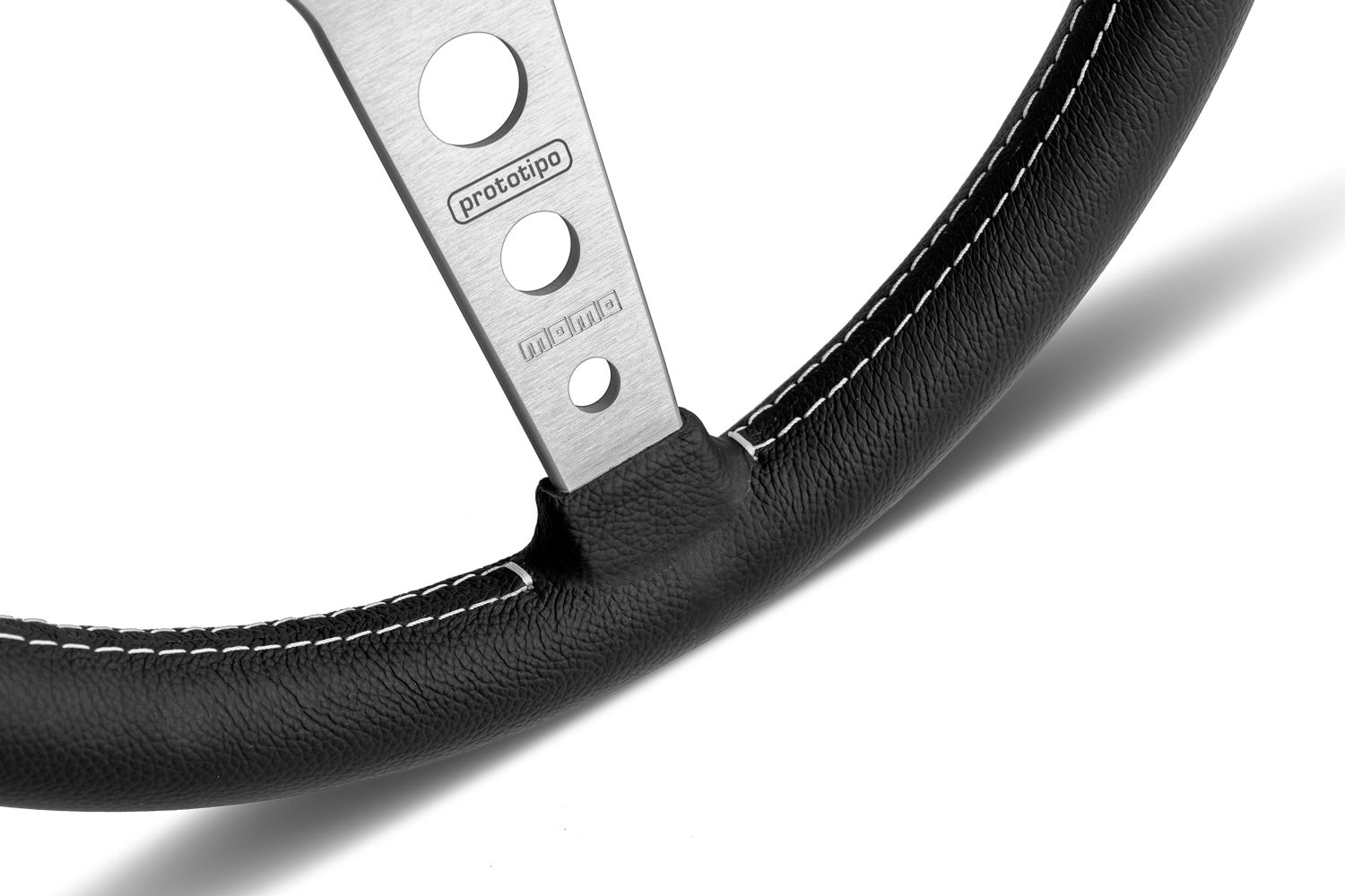 MOMO Tuning Lenkrad Prototipo (Leder)