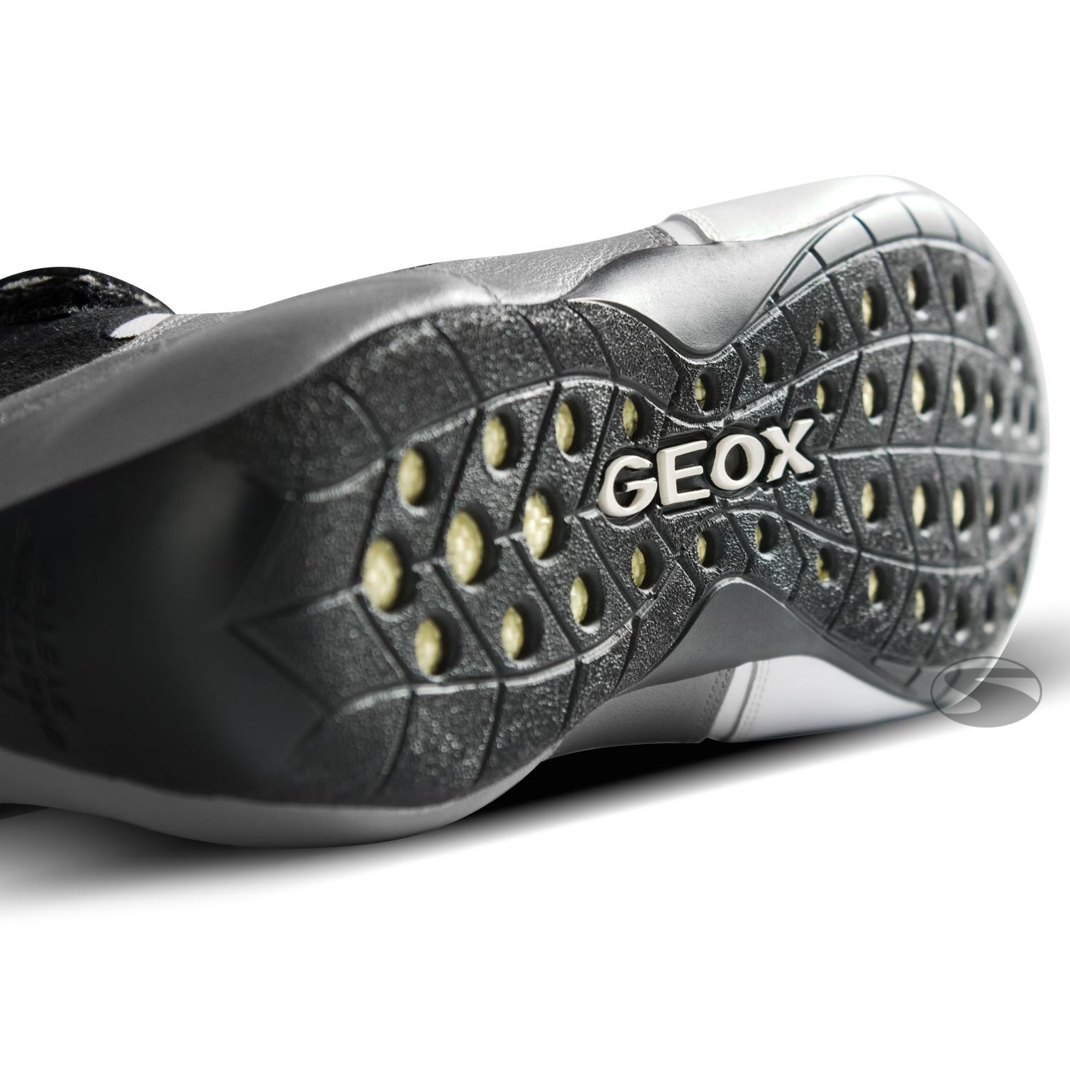MOMO Fahrerschuh Geox, grau